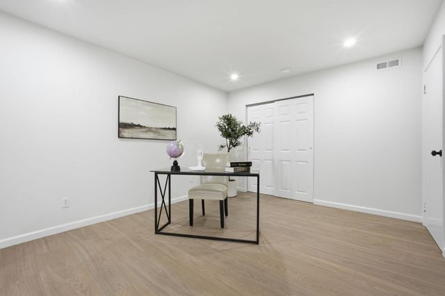 518 Athens Street, San Francisco, CA 94112
