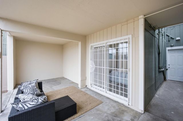 518 Athens Street, San Francisco, CA 94112