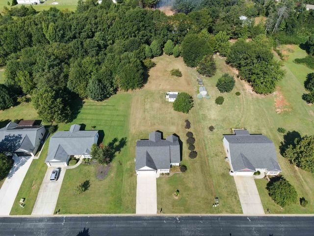 451 Mandys Meadow Drive, Inman, SC 29349