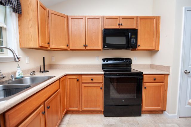 451 Mandys Meadow Drive, Inman, SC 29349