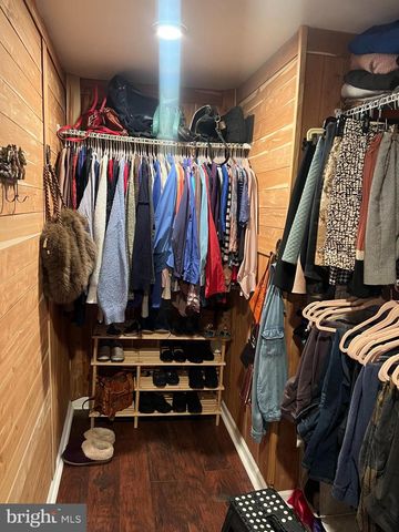 44 WARREN ST, Beverly, NJ 08010