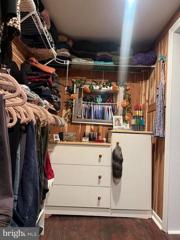 44 WARREN ST, Beverly, NJ 08010