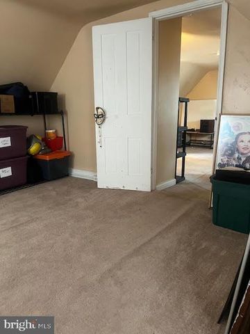 44 WARREN ST, Beverly, NJ 08010