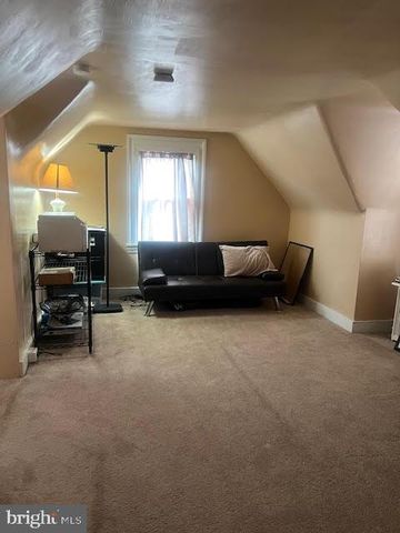 44 WARREN ST, Beverly, NJ 08010