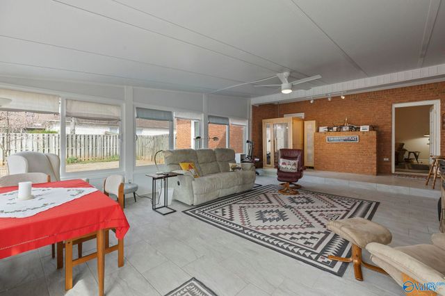 24767 Blossom Lane, Athens, AL 35613