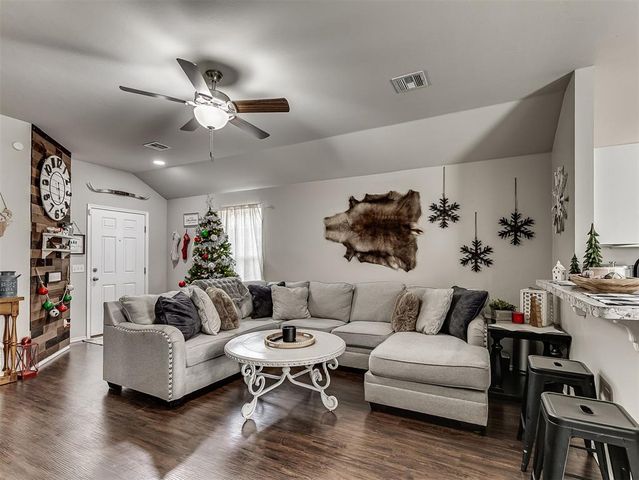 10452 NW 17th Street, Oklahoma City, OK 73127