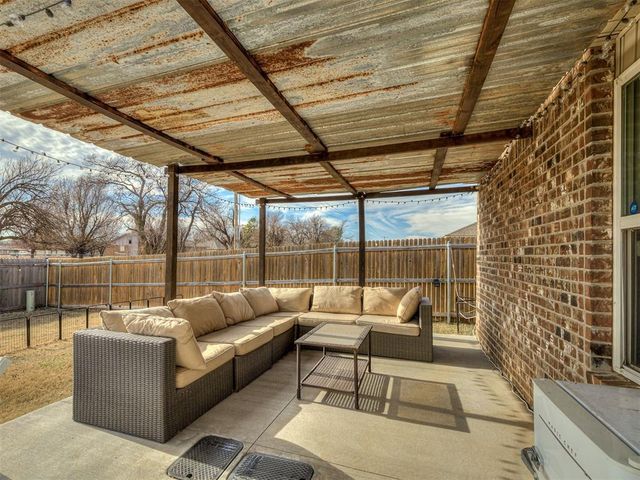 10452 NW 17th Street, Oklahoma City, OK 73127