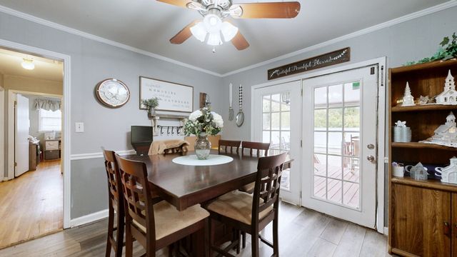 166 E Regent Dr, Clarksville, TN 37043