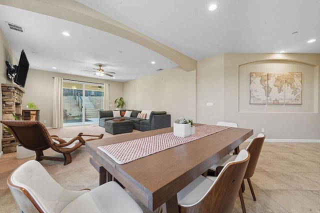 248 Cypress Ct, Jackson, CA 95642