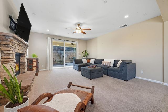 248 Cypress Ct, Jackson, CA 95642