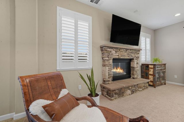 248 Cypress Ct, Jackson, CA 95642