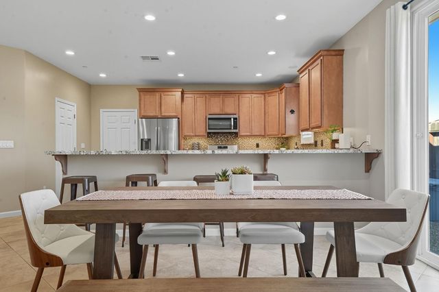 248 Cypress Ct, Jackson, CA 95642