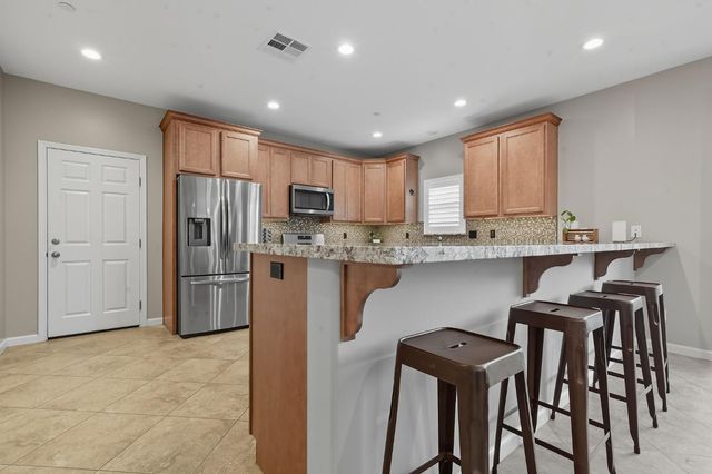 248 Cypress Ct, Jackson, CA 95642