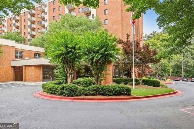 300 Johnson Ferry Road NE B804, Sandy Springs, GA 30328