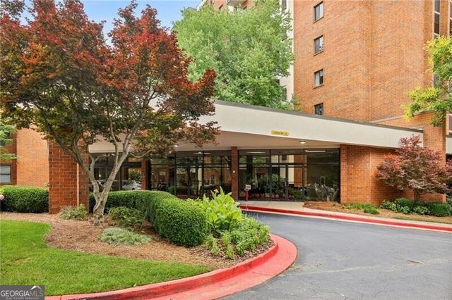 300 Johnson Ferry Road NE B804, Sandy Springs, GA 30328