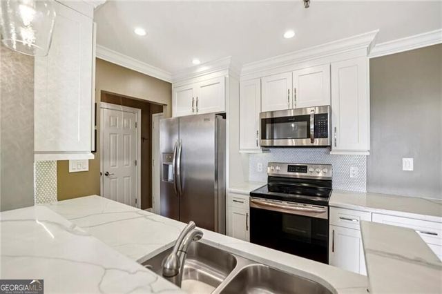 300 Johnson Ferry Road NE B804, Sandy Springs, GA 30328