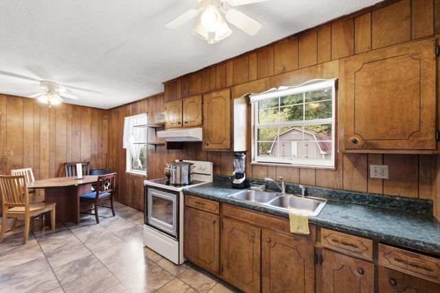 1833 Twin Brook Drive, SW, Cleveland, TN 37311