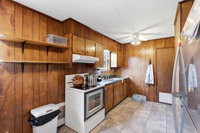1833 Twin Brook Drive, SW, Cleveland, TN 37311