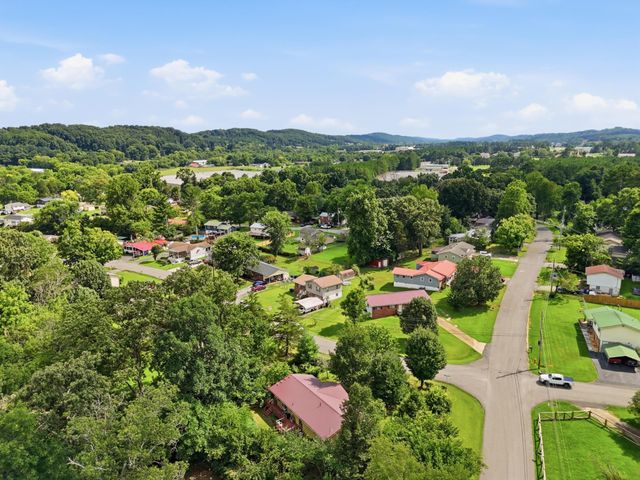 1833 Twin Brook Drive, SW, Cleveland, TN 37311