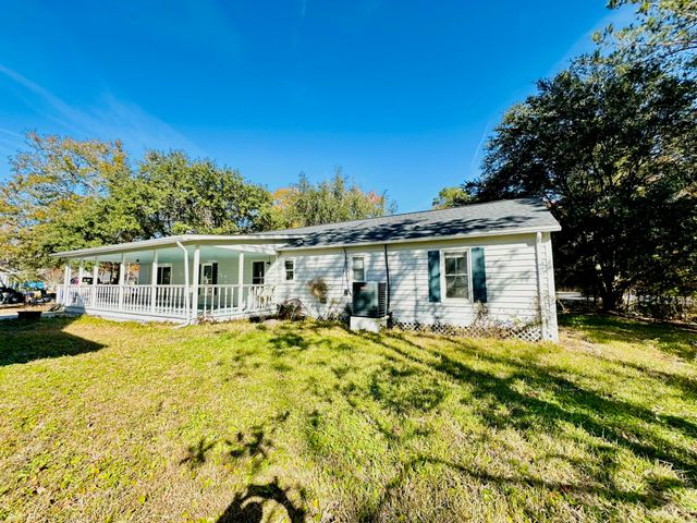 1966 Suzanne Street, Johns Island, SC 29455