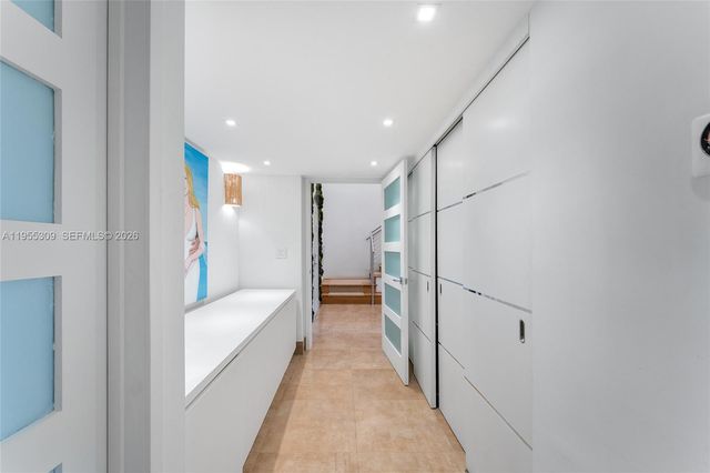 2443 Fisher Island Dr 5403, Miami, FL 33109