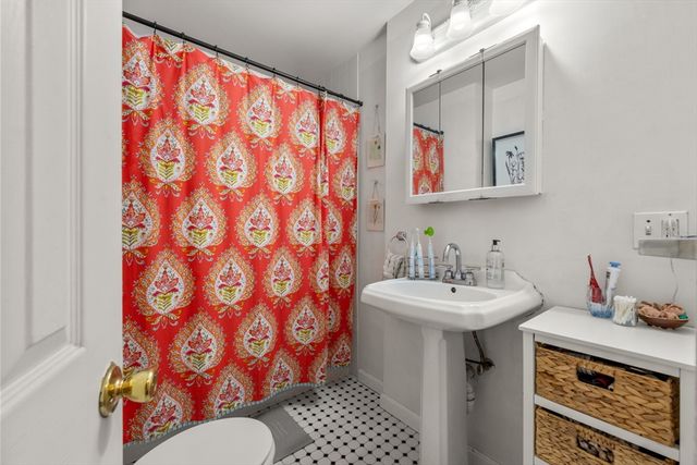 480 Shawmut Ave 3A, Boston, MA 02118