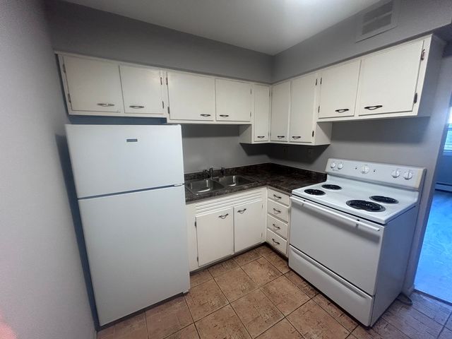 1213 N 34TH Avenue 2, Melrose Park, IL 60160