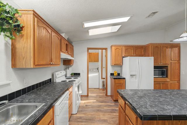 9747 Mathieu Street, Oil City, LA 71061