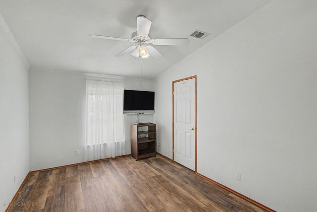 9747 Mathieu Street, Oil City, LA 71061
