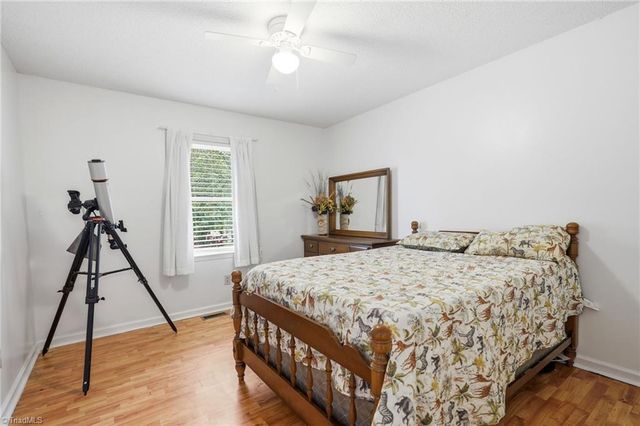 104 Sam Kinley Drive, Thomasville, NC 27360
