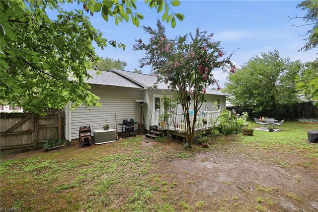 104 Sam Kinley Drive, Thomasville, NC 27360