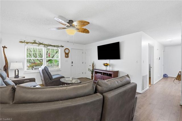 104 Sam Kinley Drive, Thomasville, NC 27360