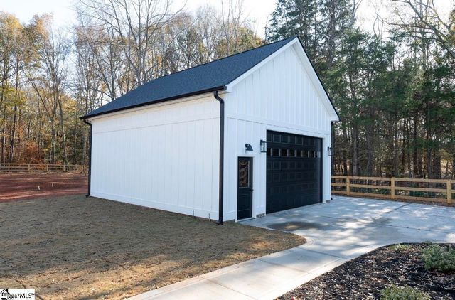 58 Quail Road, Gray Court, SC 29645