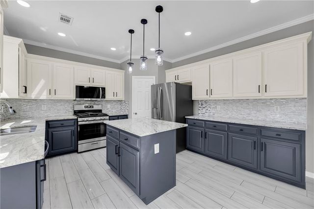 1933 Arbor Springs Way, Buford, GA 30519