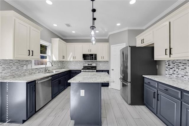 1933 Arbor Springs Way, Buford, GA 30519