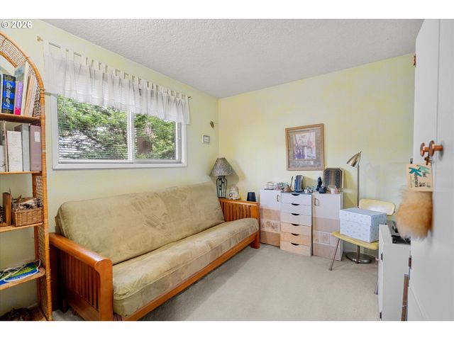 810 McVey Ave, Lake Oswego, OR 97034