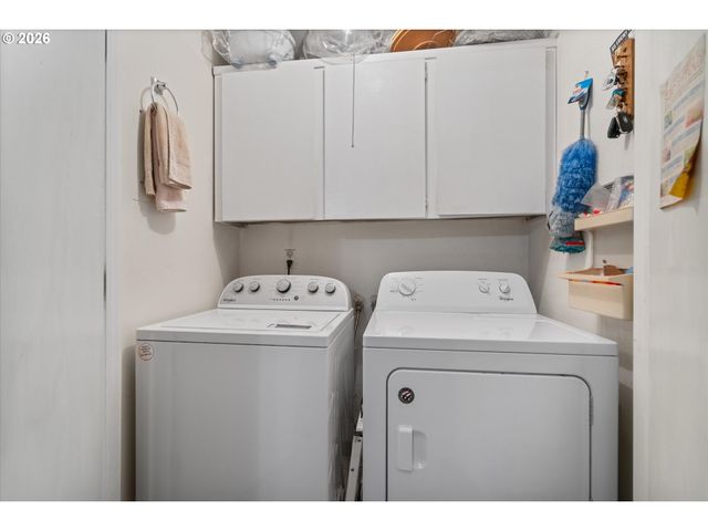 810 McVey Ave, Lake Oswego, OR 97034