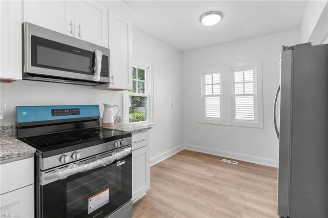 1546 Jackson AVE, Chesapeake, VA 23324