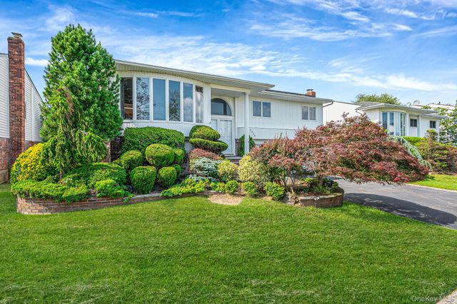 3429 Courtney Place, Baldwin, NY 11510