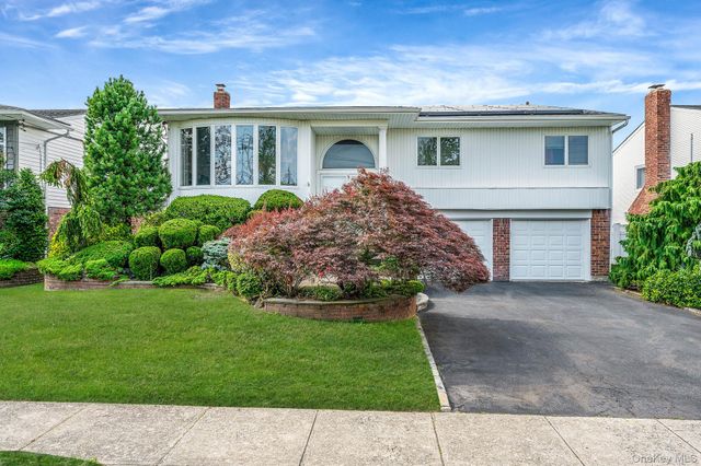 3429 Courtney Place, Baldwin, NY 11510