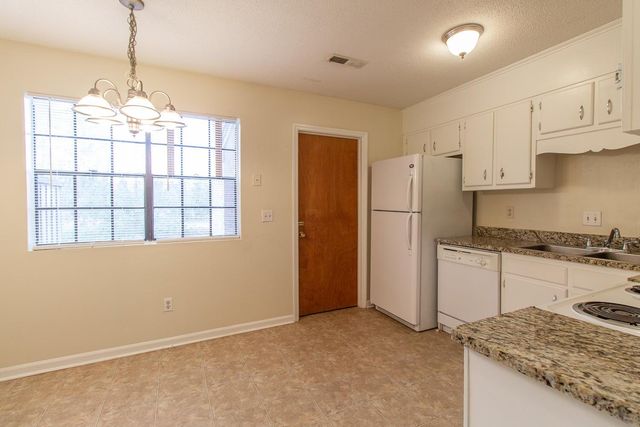 106 Timber Lane C, Summerville, SC 29485