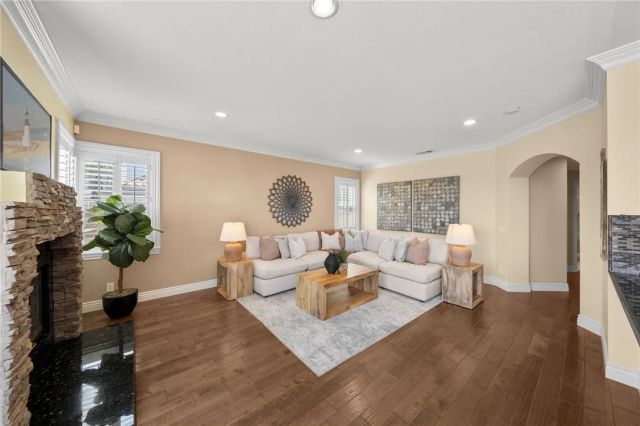 3209 Crystal Ridge Circle, Corona, CA 92882