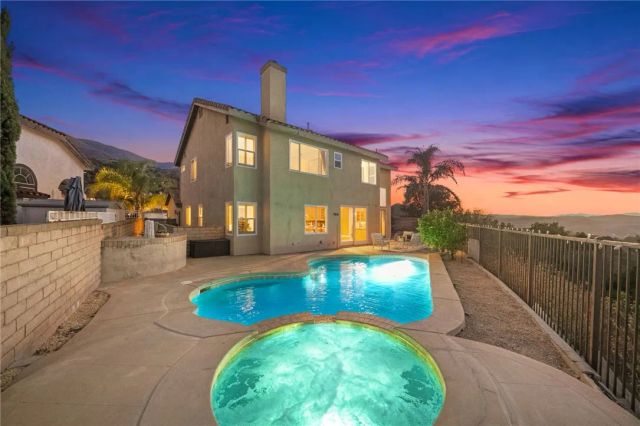 3209 Crystal Ridge Circle, Corona, CA 92882
