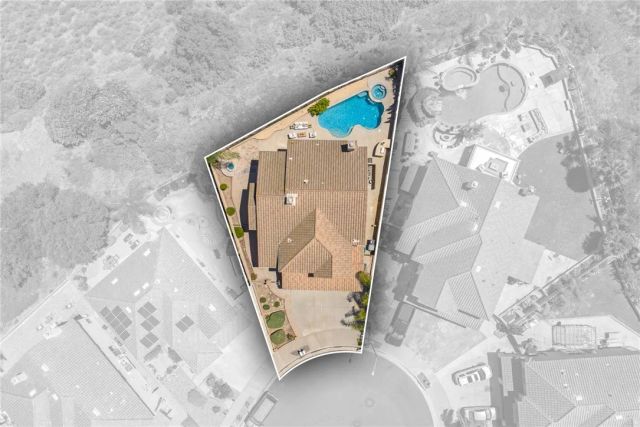 3209 Crystal Ridge Circle, Corona, CA 92882