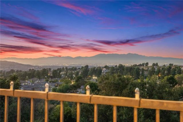 3209 Crystal Ridge Circle, Corona, CA 92882