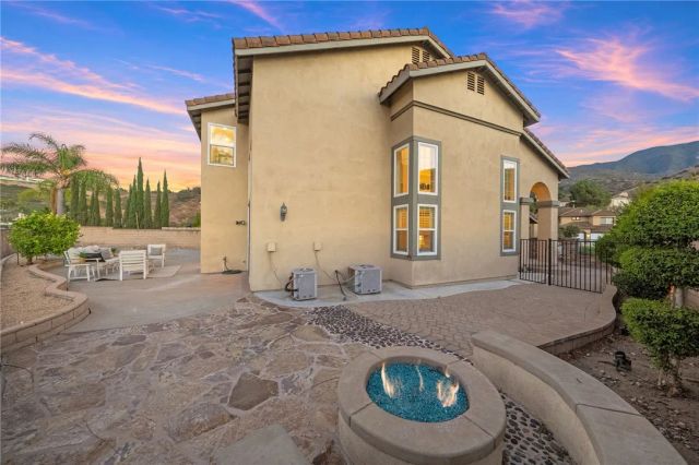3209 Crystal Ridge Circle, Corona, CA 92882