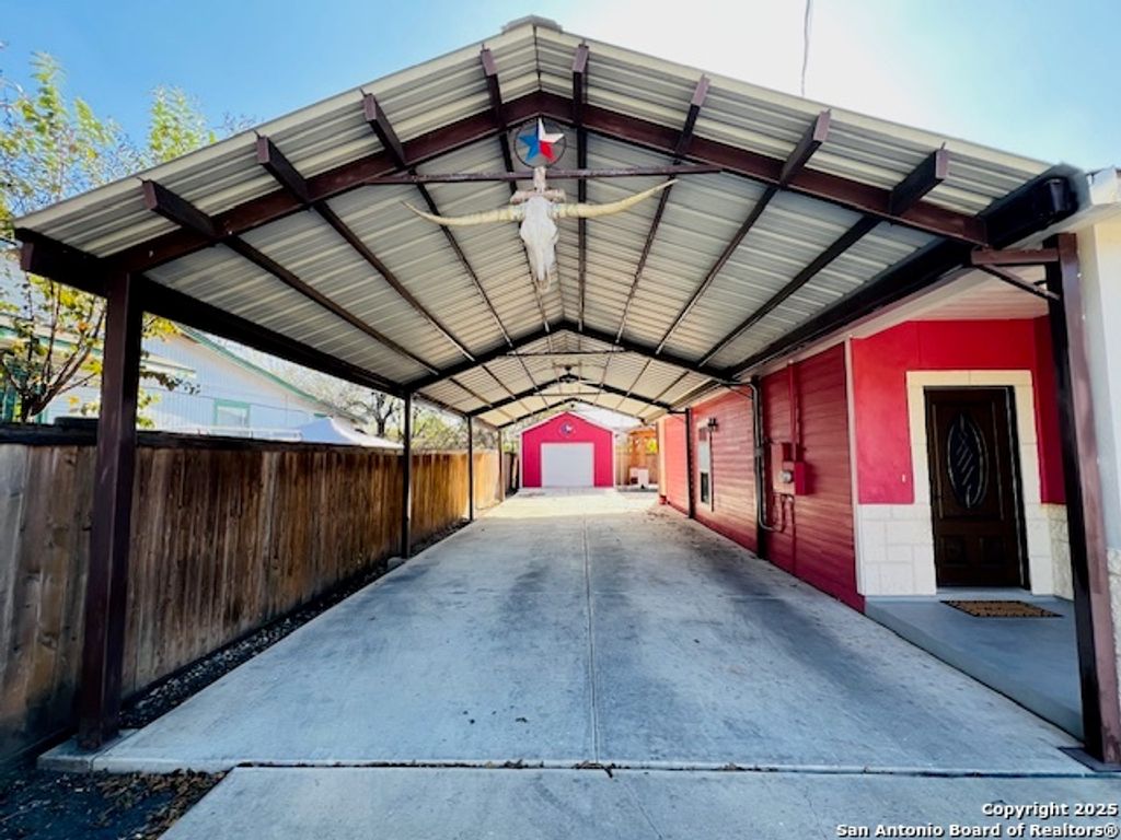 344 Groff, San Antonio, TX 78237