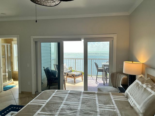 5960 Peninsular Ave Unit 111, Stock Island, FL 33040