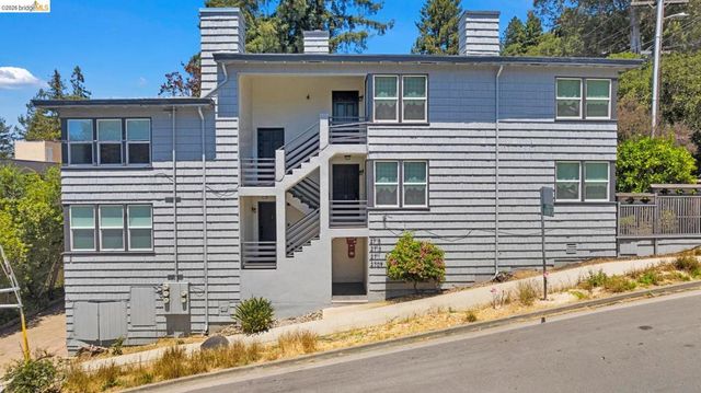 2713 Ridge Rd, Berkeley, CA 94709