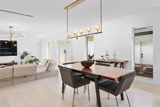 1071 NE 83rd St, Miami, FL 33138